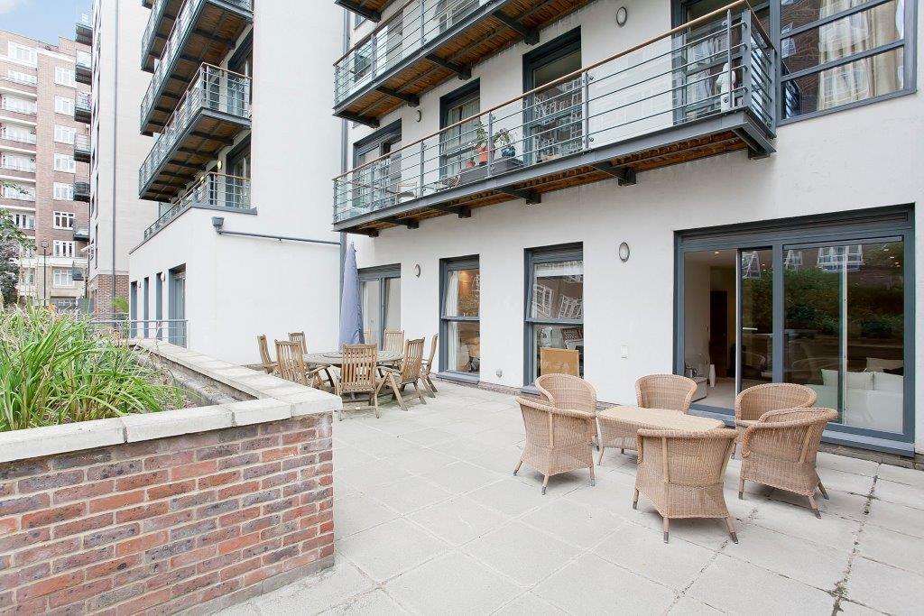 Neville House, 19 Page Street, Westminster, London, SW1P 3 bed flat to