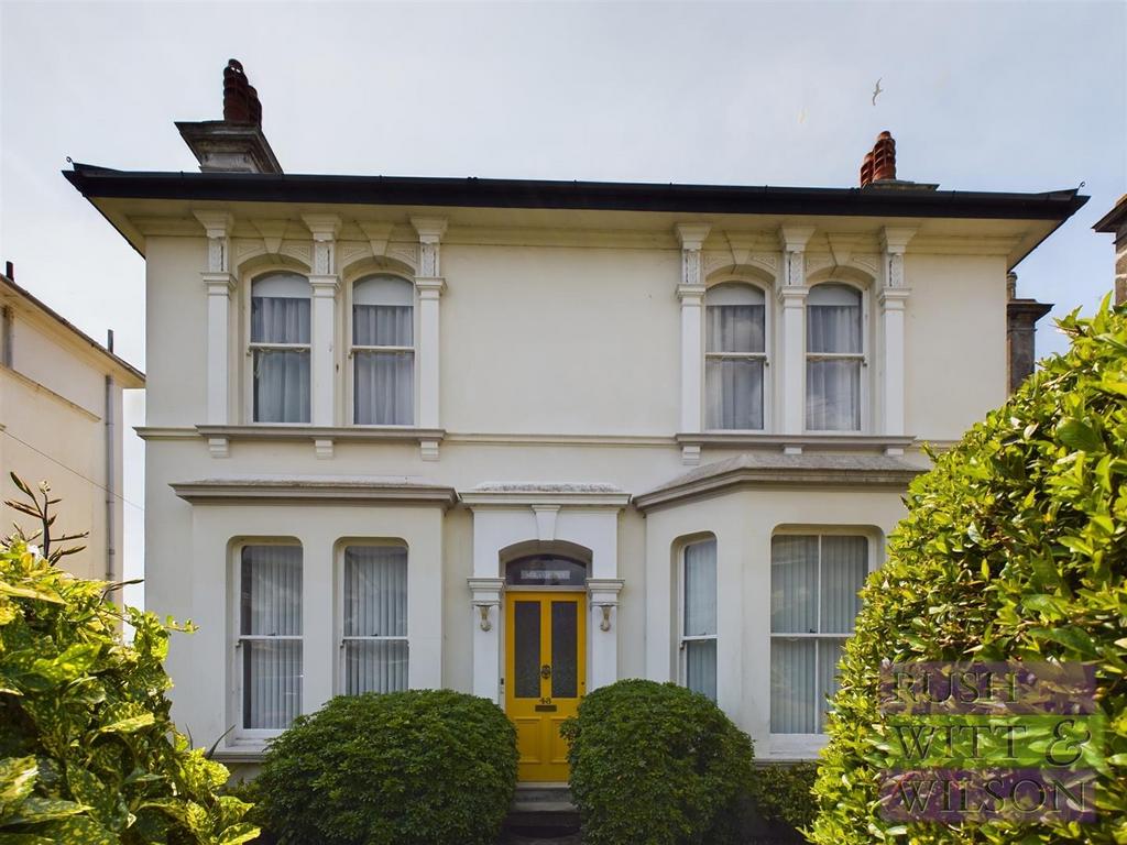 Baldslow Road, Hastings 5 bed detached house for sale £800,000