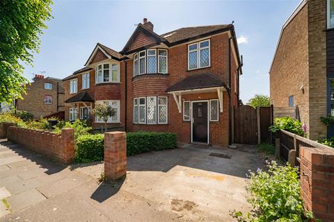 130 Midhurst Road, London, W13 9TP