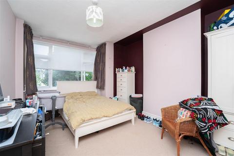 38 Clitherow Avenue, London, W7 2BH
