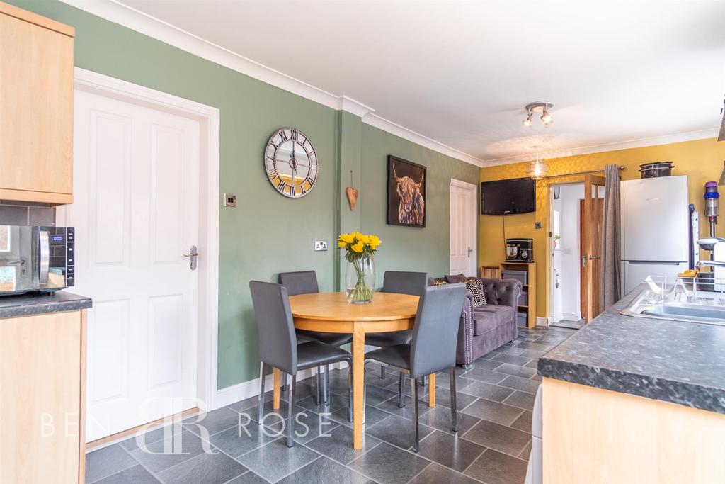 Kingsway, Euxton, Chorley 3 bed semidetached bungalow £209,995
