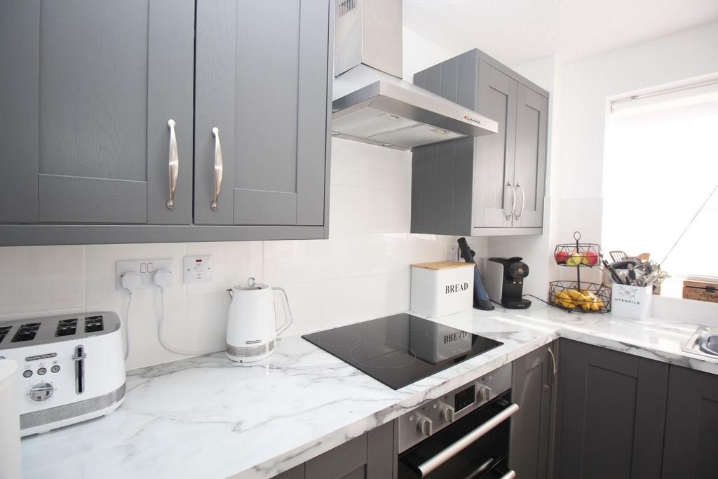 Ayr Close, Stevenage 3 bed terraced house for sale £430,000