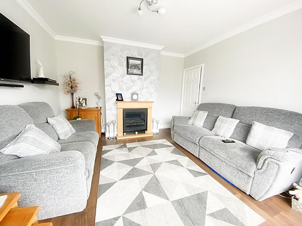 Collingwood Avenue, Wallsend 2 bed semidetached bungalow for sale £
