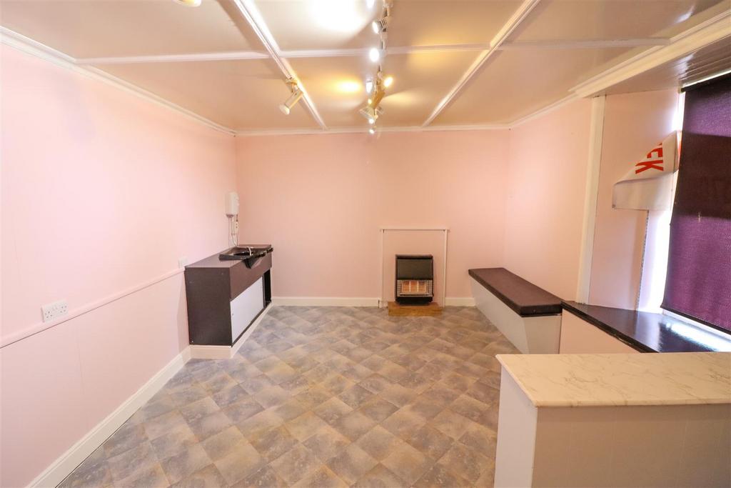 O'Connell Street, Hawick Property £75 pcm (£17 pw)