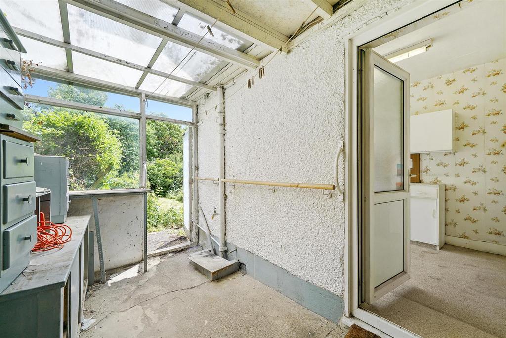 33 St. Andrews Avenue - 4z T1rhg UKz Qw PZ0 WVsw F.jpg