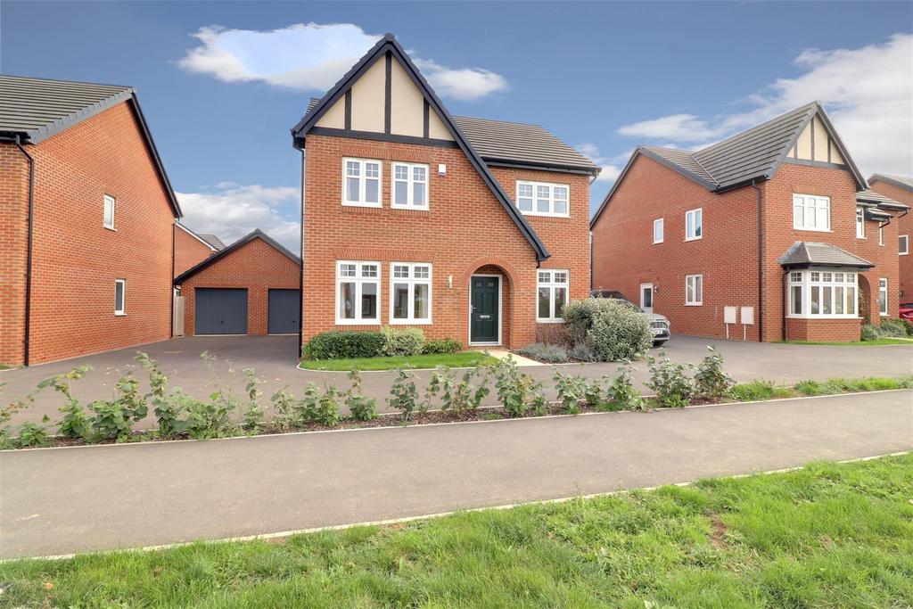 Box Road, Cam, Dursley 4 bed detached house for sale £425,000