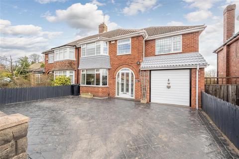 16 Bourne Street, Woodsetton, Dudley, DY3 1AF