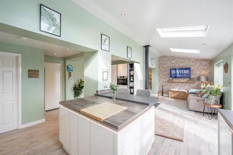 16 Bourne Street, Woodsetton, Dudley, DY3 1AF