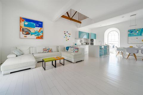2, Ebenezer Chapel West End, Marazion, TR17 0EL
