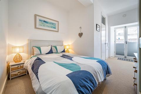 2, Ebenezer Chapel West End, Marazion, TR17 0EL