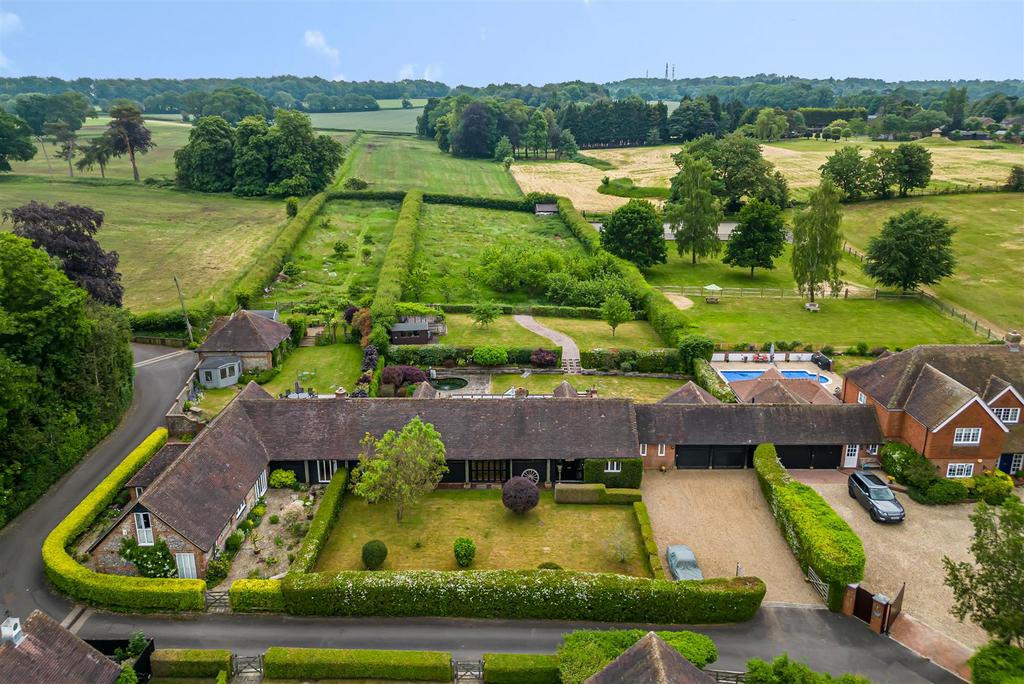 Homefield Farm, Upper Gatton, Reigate 4 bed semidetached house £