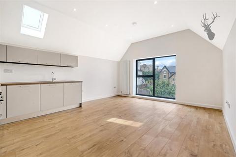 1 bedroom flat to rent - Westbury Lane, Buckhurst Hill IG9