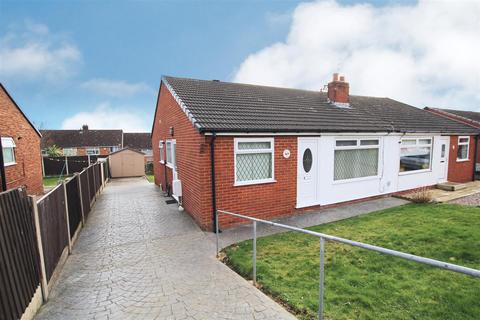 21 Charles Drive, Flint, CH6 5QF