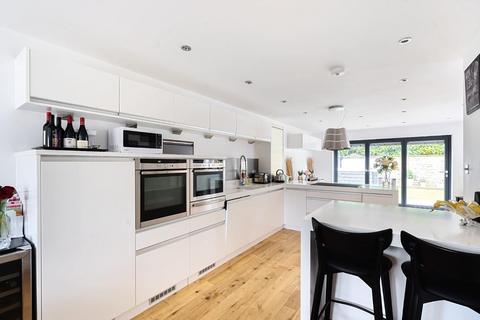 6 Oak Ridge, Wetherby, LS22 6GT