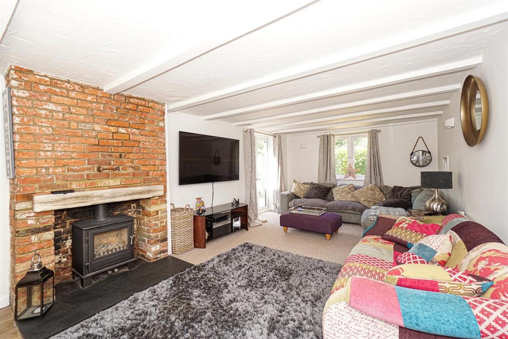 Sandrock Hill, Crowhurst, Battle 4 bed detached house for sale £635,000