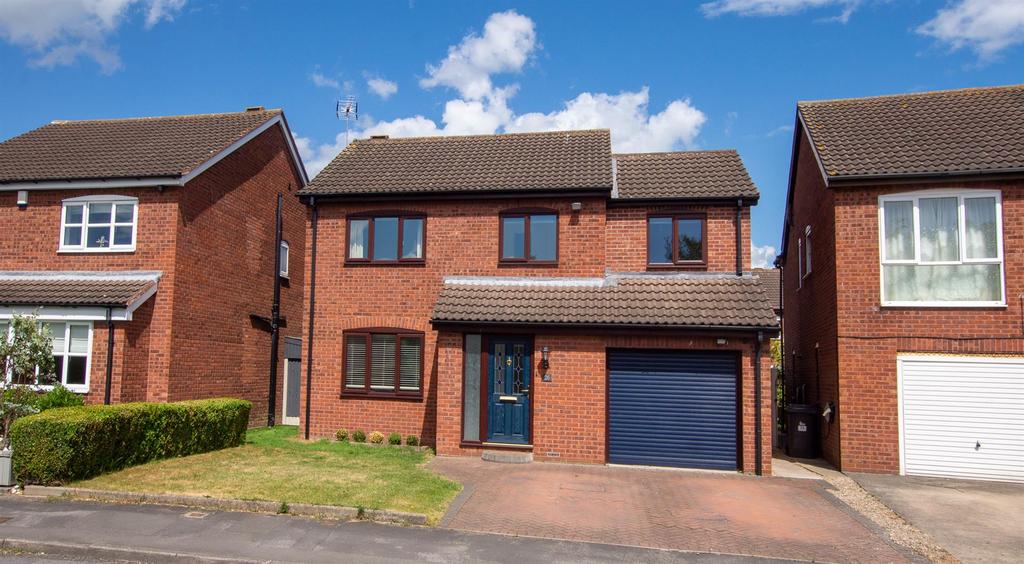 Alness Drive, Woodthorpe, York, YO24 2XZ 4 bed detached house £1,600