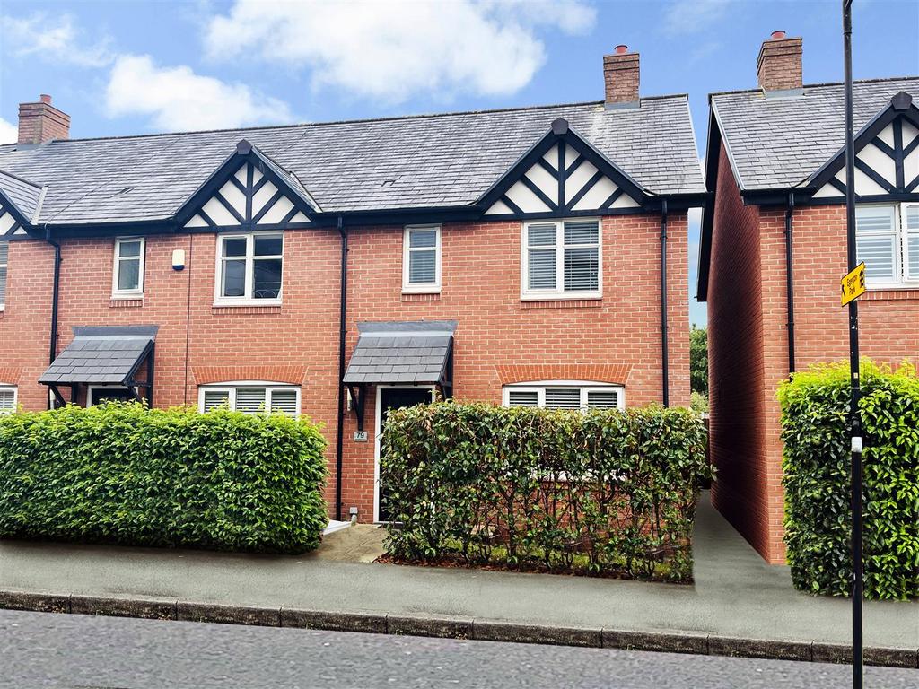 Woodfield Road, Altrincham 3 bed end of terrace house for sale £400,000
