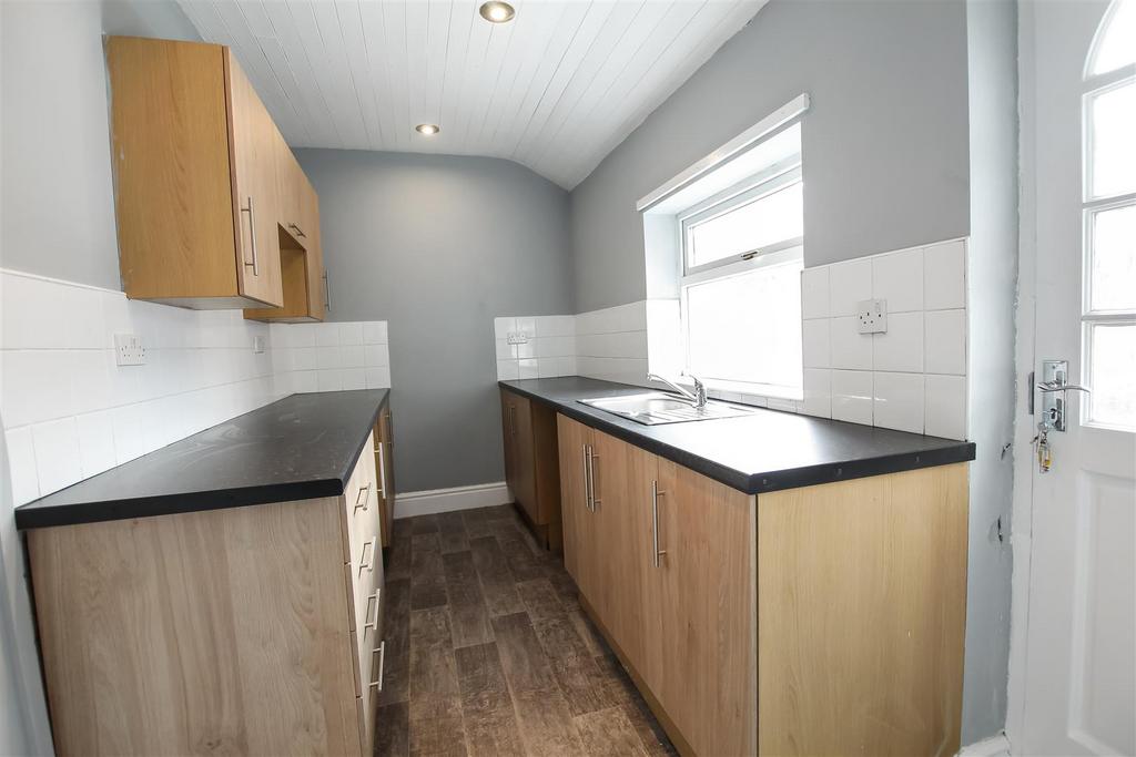 Salisbury Terrace, Darlington 2 bed terraced house for sale £89,000
