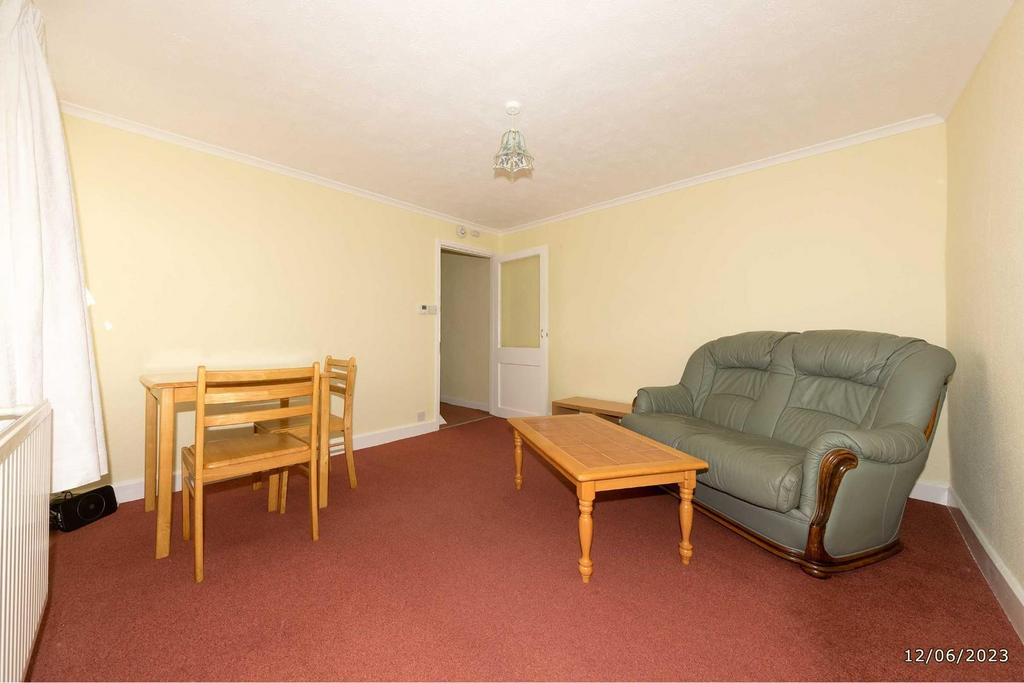 Stratton Terrace, Falmouth 1 bed property £790 pcm (£182 pw)