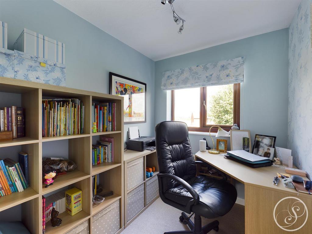 Bed5/Office