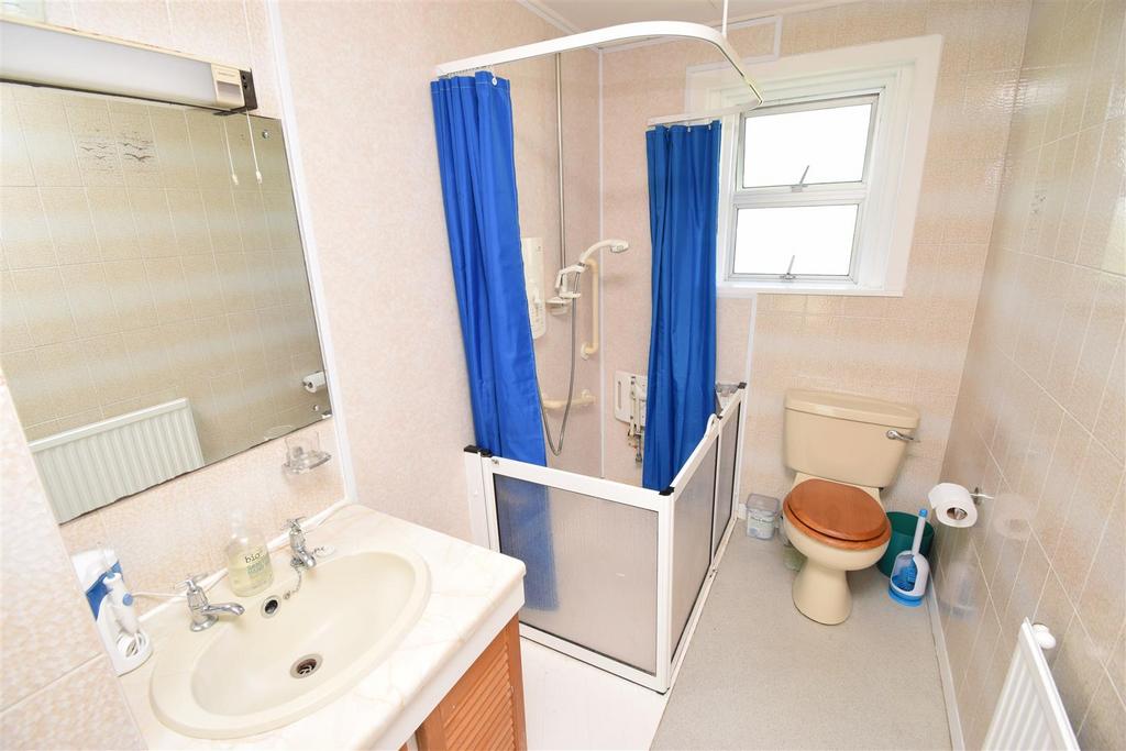 Shower room.jpg