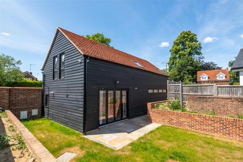17 Cockshot Hill, Reigate, RH2 8EF