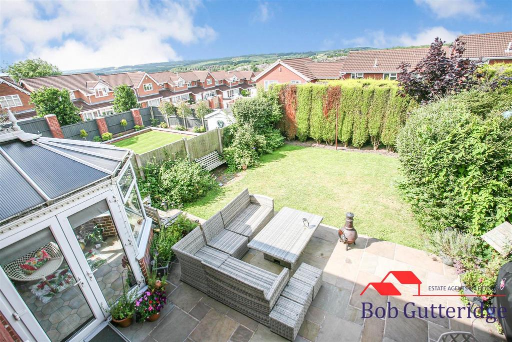 Ludford Close, Waterhayes, Newcastle 4 bed detached house for sale £