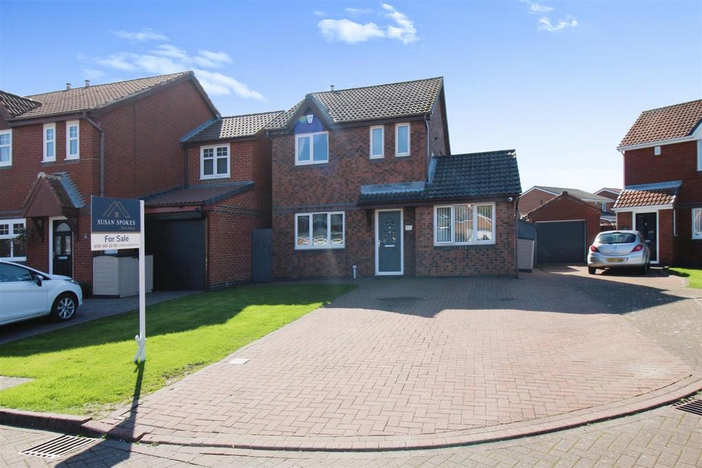 Evesham Close, Boldon Colliery 3 bed house £1,300 pcm (£300 pw)