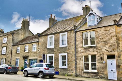 3 bedroom terraced house for sale, Newgate, Barnard Castle