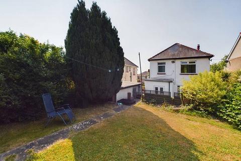 3 bedroom detached house for sale - New Road, Rumney, Cardiff. CF3