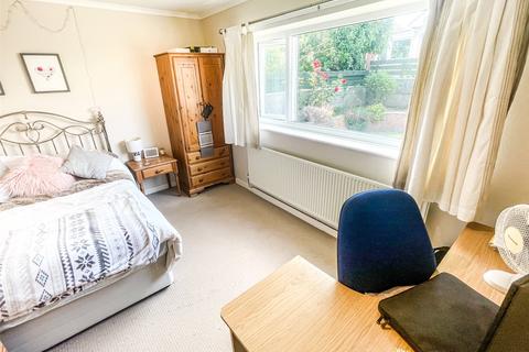 71 Gerllan, Tywyn, LL36 9DE