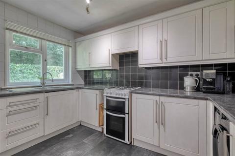 23 Belbroughton Close, Lodge Park, Redditch, B98 7NH