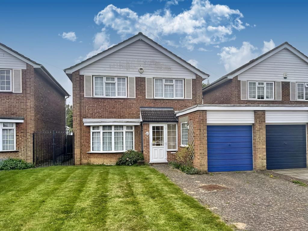Fairfield Road, Orpington BR5 4 bed link detached house for sale £800,000