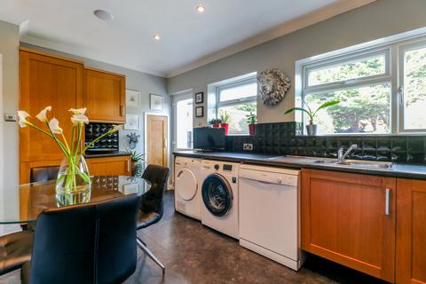 62 Addison Road, Enfield, EN3 5JU
