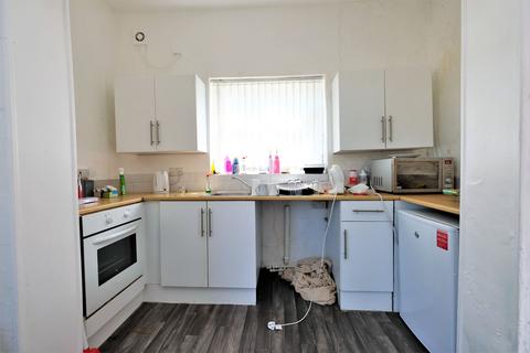5 bedroom end of terrace house for sale - Liverpool Road, Eccles, M30