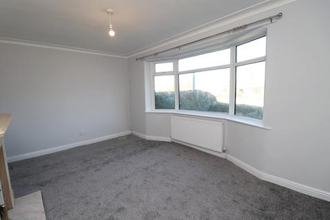 2 bedroom house to rent, Tong Road, Leeds, West Yorkshire, LS12