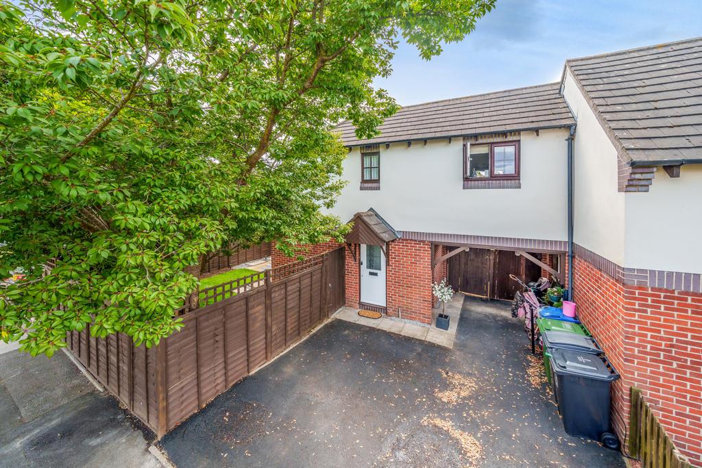 Archer Close, Kingston Upon Thames, KT2 1 bed end of terrace house for