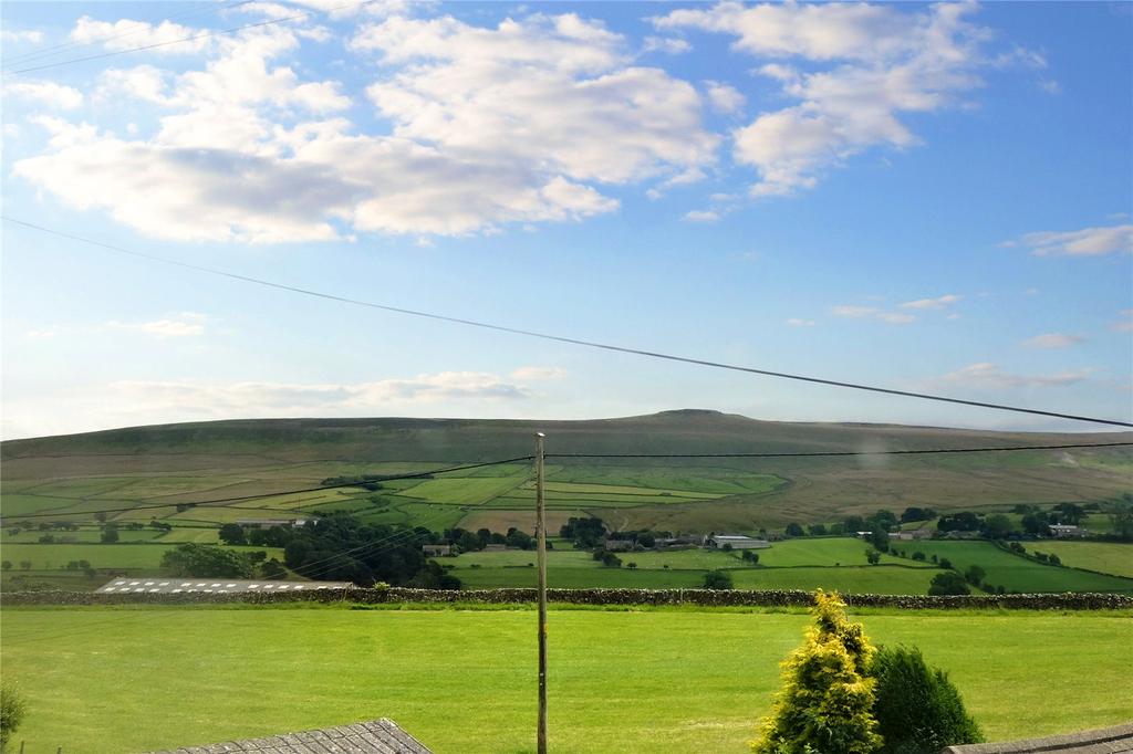 Carlton, Leyburn, North Yorkshire, DL8 2 bed terraced house for sale