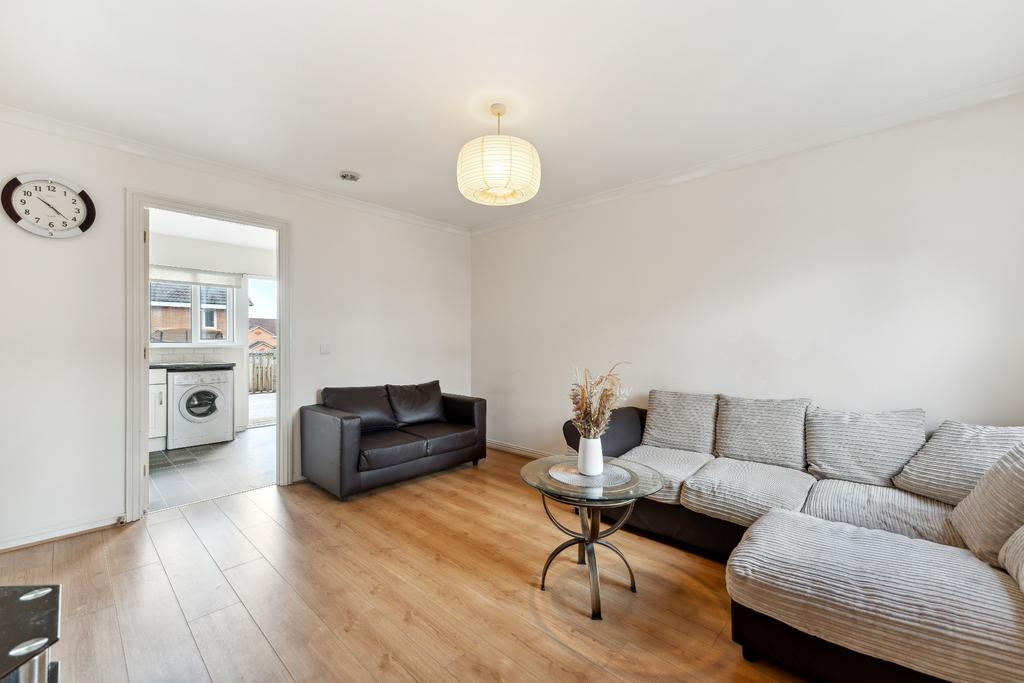 Glenmuir Crescent, Priesthill, Glasgow, G53 6QE 2 bed semidetached house for sale £150,000