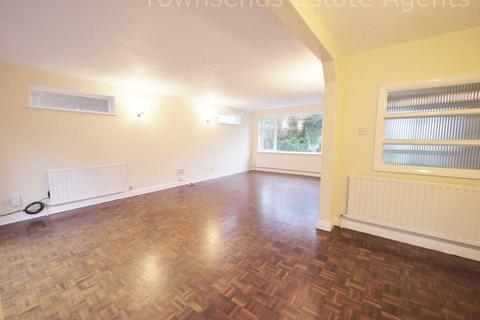 19 Brookdene Drive, Northwood, HA6 3NS