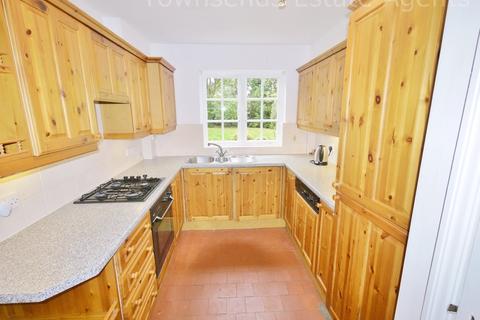 undefined, Hatch End, Pinner HA5