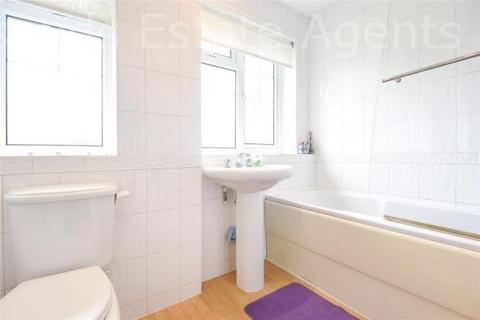 25 Wildoaks Close, Northwood, HA6 3NW
