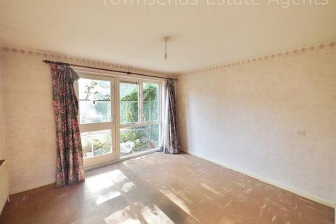 139 Myrtleside Close, Northwood, HA6 2GB
