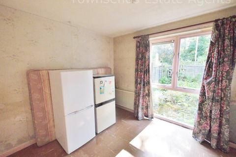 139 Myrtleside Close, Northwood, HA6 2GB