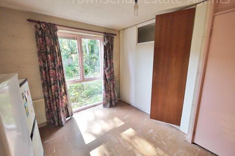 139 Myrtleside Close, Northwood, HA6 2GB