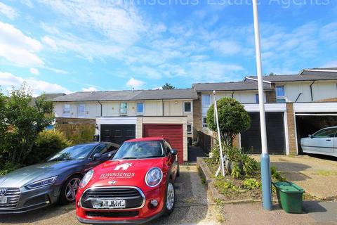 123 Thirlmere Gardens, Northwood, HA6 2RX