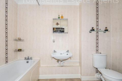 123 Thirlmere Gardens, Northwood, HA6 2RX
