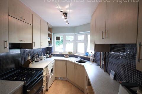 14 Rowland Place, Northwood, HA6 1AD