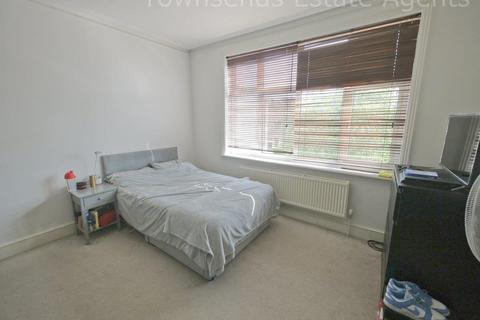 2 bedroom maisonette for sale, Highfield Road, Northwood HA6