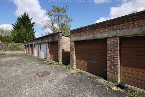 Garage to rent, Rear of Tolcarne Drive, Northwood Hills HA5